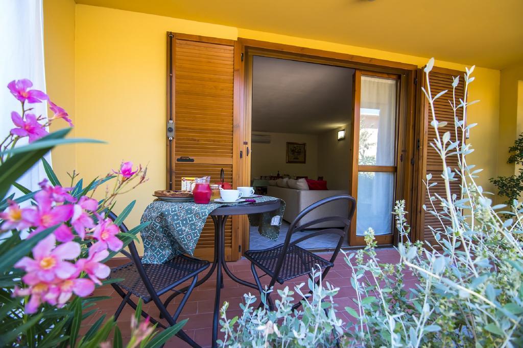 Appartamenti E Affittacamere Le Due Ruote Alberese Exterior foto